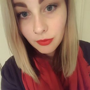 Meet your Posher, Rebekah